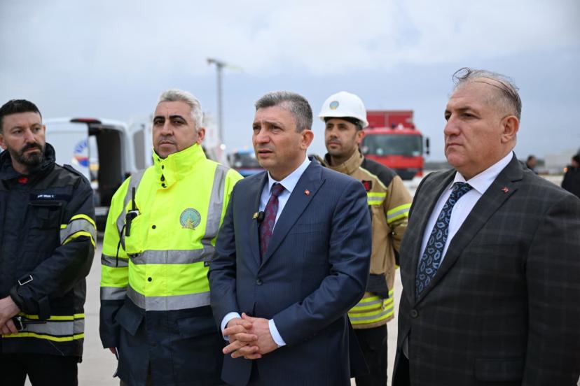 181 KİŞİLİK UÇAKTA TEKNİK ARIZA: UÇUŞ İPTAL EDİLDİ