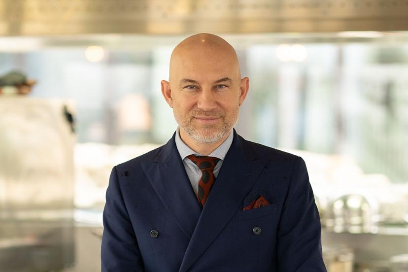 7 MEHMET RAMAZAN SOFRALARINI ALİÉE İSTANBUL’A TAŞIYOR