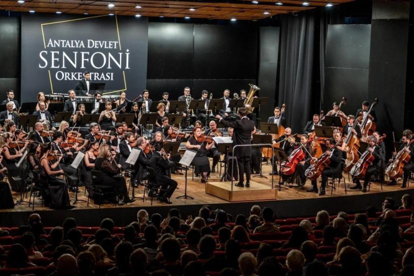 ADSO’DAN ROMANTİK VİRTÜÖZİTE VE SENFONİK COŞKU