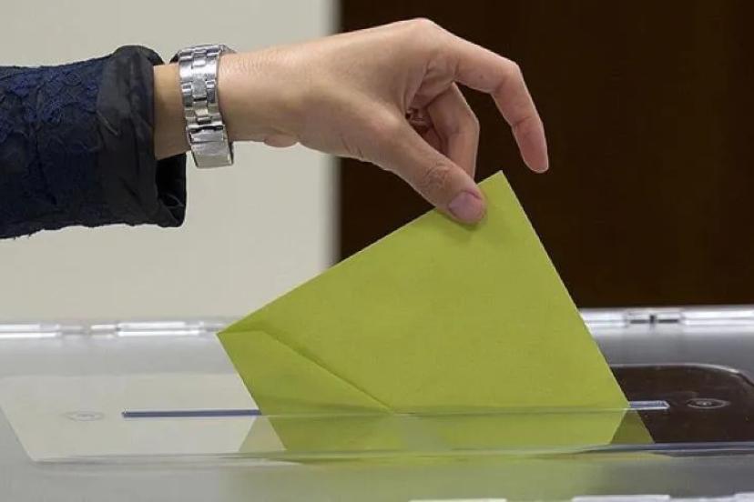 ANTALYA’DA İKİ MESLEK ODASI SANDIK BAŞINDA