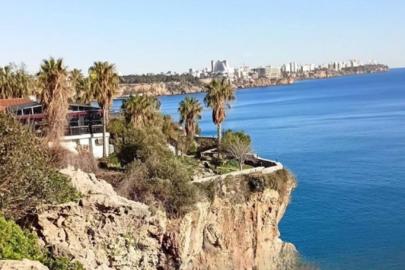 FALEZLERİN ÜZERİNDE KARTPOSTALLIK ANTALYA