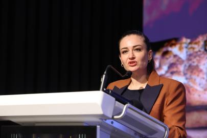 GÜÇLÜ ANTALYA İÇİN HEP BİRLİKTE ÇALIŞIYORUZ