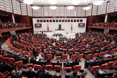 MECLİS’TE YENİ DÖNEM: TRAFİĞE SERT CEZA, DOĞUM İZNİ 24 HAFTA