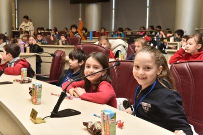 MİNİKLERDEN BELEDİYEYE ZİYARET