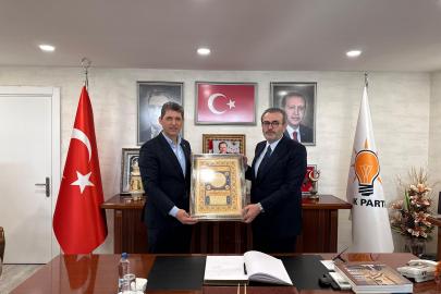 MKYK ÜYESİ MAHİR ÜNAL ANTALYA’DA TEŞKİLATLA BULUŞTU