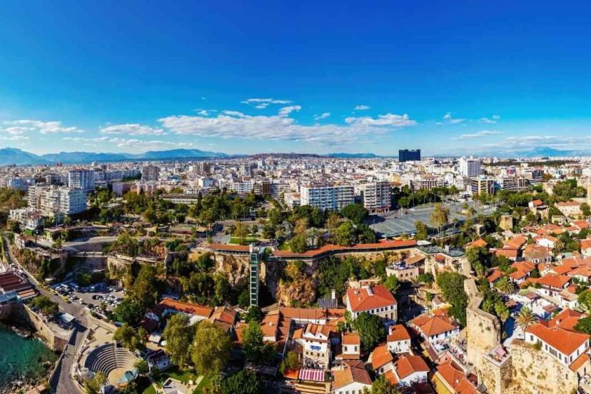 ANTALYA’DA GENÇ NÜFUS ALARMI