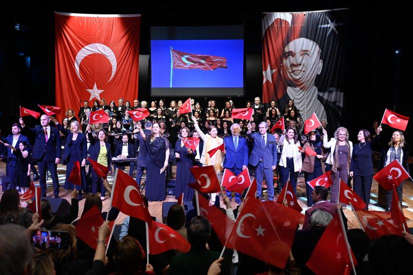 ANTALYA’DA KADINLAR İÇİN ANLAMLI KONSER