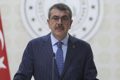 ARA TATİL TARTIŞMASINA NET YANIT