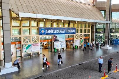 BAYRAM ÖNCESİ OTOBÜS BİLETLERİNE FIRSATÇILIK ZAMMI VATANDAŞ TEPKİLİ