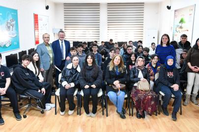 GİRİŞİMCİLİKTE TECRÜBE PAYLAŞIMI ANTALYA’DA GENÇLERLE BULUŞTU