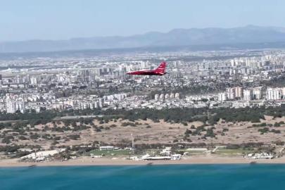 HÜRJET AKDENİZ SEMALARINDA GÜÇ GÖSTERİSİ YAPTI