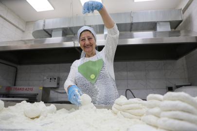 KADIN ÜRETİYOR ANTALYA KAZANIYOR