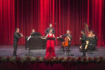 OPERA SAHNESİNDE BAROK ESİNTİSİ