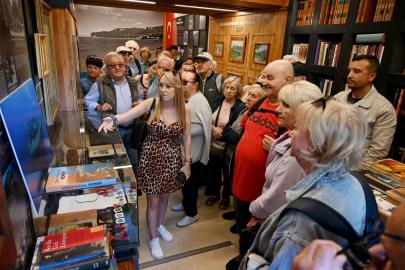 POLONYALI KAFİLEDEN KÜLTÜR EVİ’NE YOĞUN İLGİ