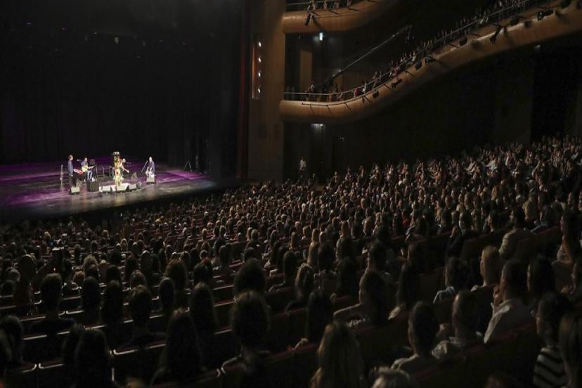 AKM TÜRKİYE’NİN SANAT VİZYONUNA YÖN VERİYOR