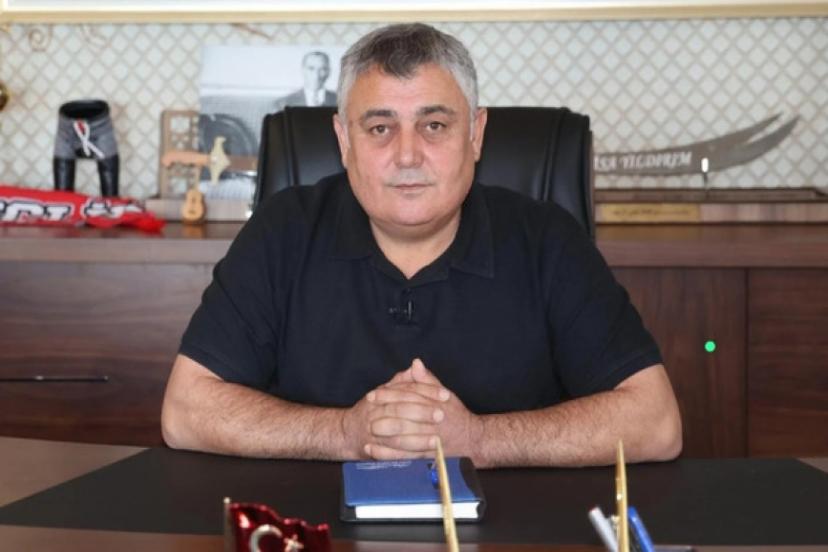 AKSU BELEDİYE BAŞKANI İSA YILDIRIM AK PARTİ'YE GEÇECEĞİNİ AÇIKLADI