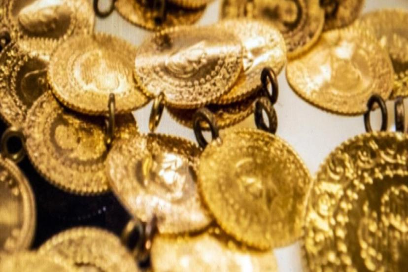 ALTININ GRAMI 4 BİN 245 LİRADAN İŞLEM GÖRÜYOR