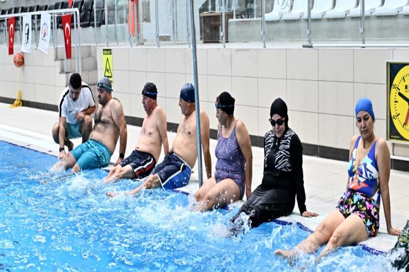 ANTALYA’DA YÜZME KORKUSU TARİHE KARIŞIYOR