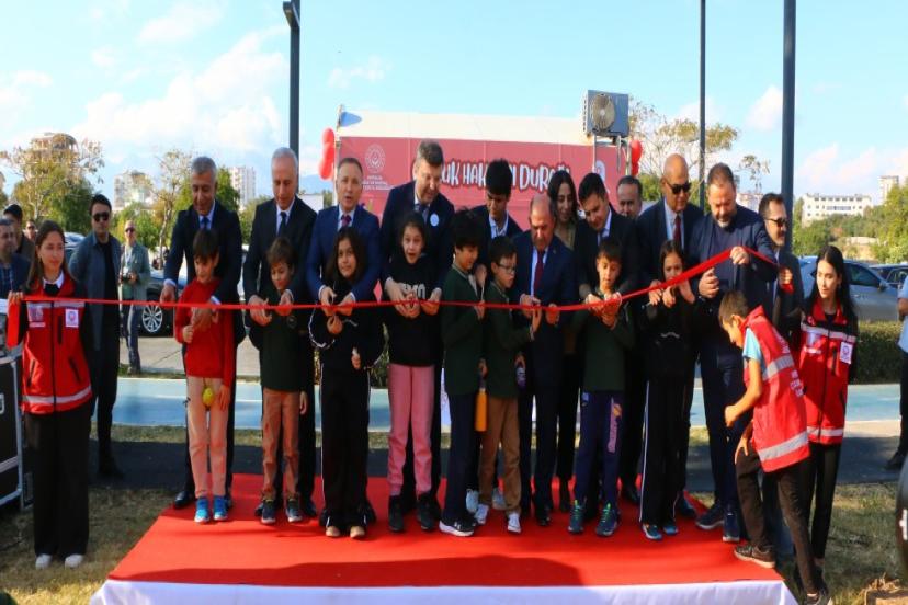 ANTALYA’NIN İLK “ÇOCUK HAKLARI DURAĞI” AÇILDI