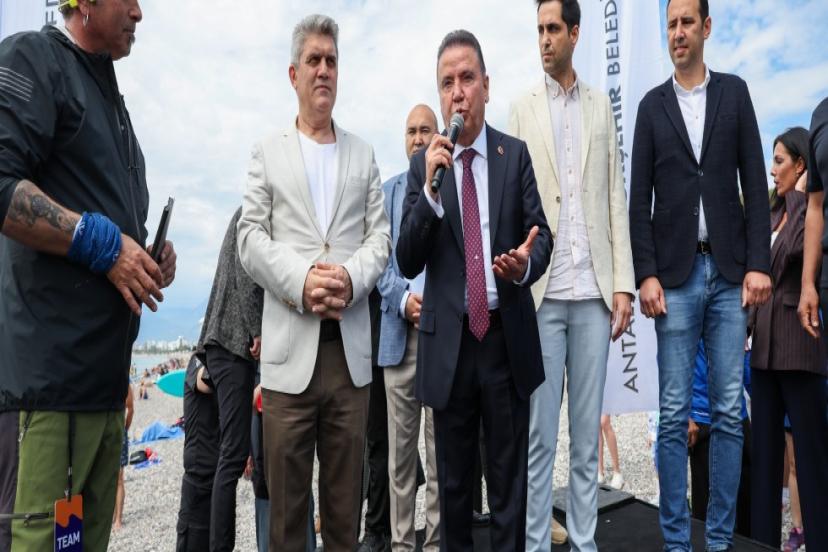 ANTALYA, X-WATERS AÇIK SU YÜZME YARIŞLARINA EV SAHİPLİĞİ YAPTI