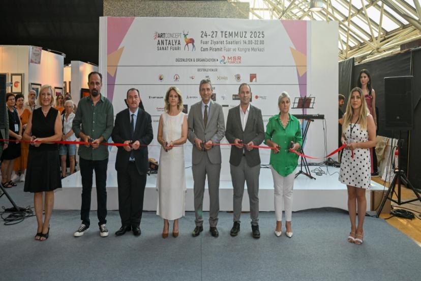 ARTCONCEPT SANAT FUARI BAŞLADI