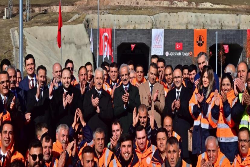 AŞIK ŞENLİK TÜNELİ AÇILDI