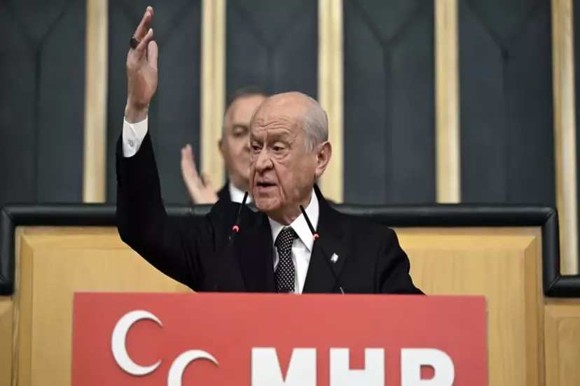 BAHÇELİ, ÖCALAN ÇAĞRISINI GEOMETRİ HESABI YAPARAK ANLATTI