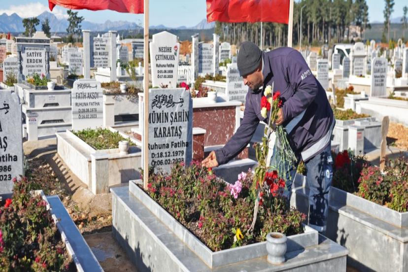 BÜYÜKŞEHİR 6 ŞUBAT DEPREM ŞEHİTLERİNİ ANDI