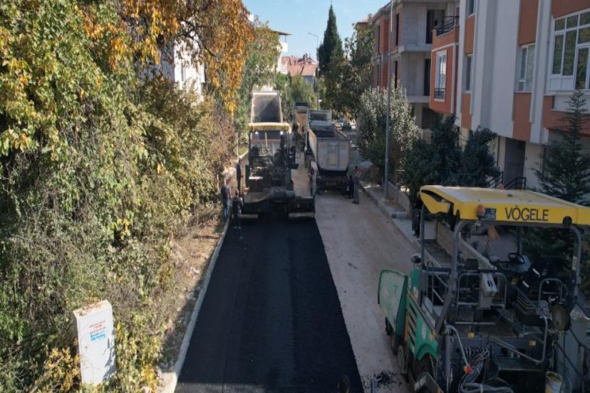 CARAN; 4 AYDA 13 BİN 870 TON ASFALT DÖKTÜK