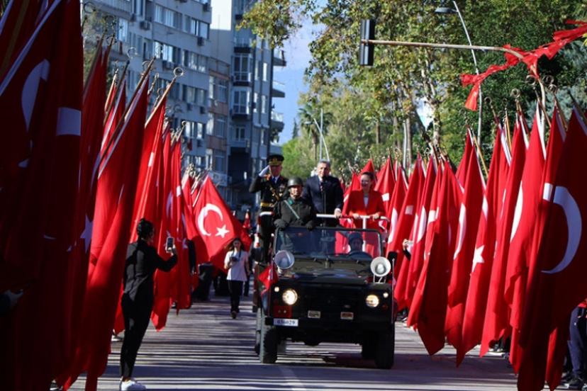 CUMHURİYET’İN 102. YILI ANTALYA’DA GURURLA KUTLANDI