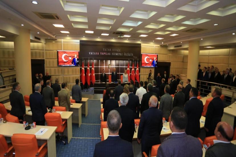 EDİP AKBAYRAM VE VOLKAN KONAK’A VEFA 