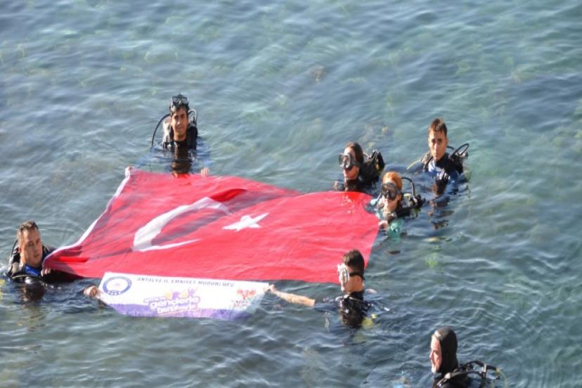 “GENÇLERLE BERABERİZ” SU SPORLARI ETKİNLİĞİ