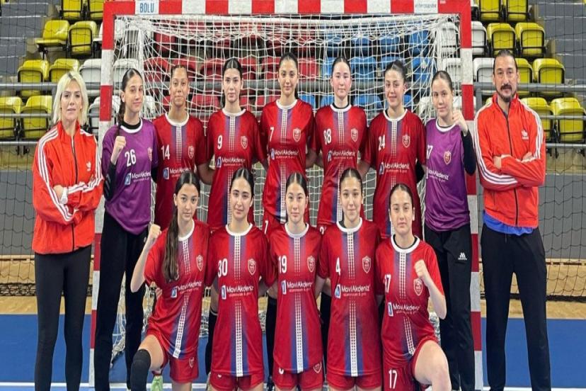 HENTBOLCULARDAN BÜYÜK BAŞARI