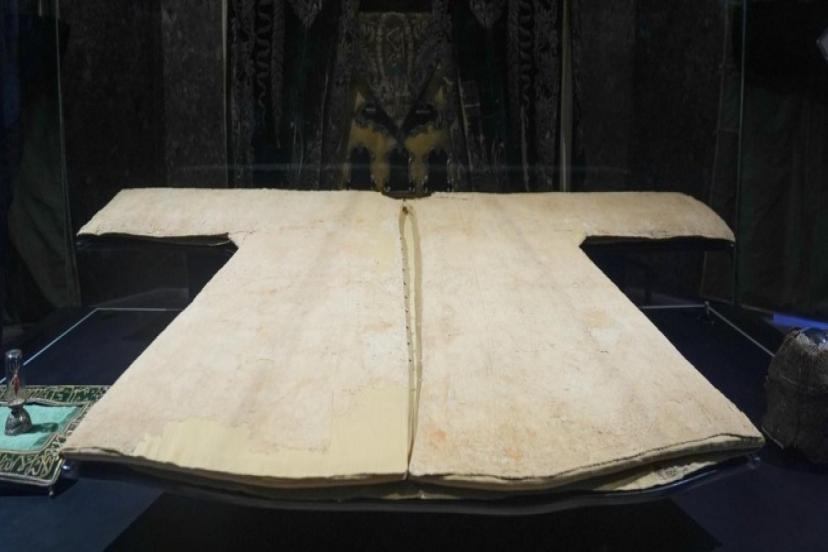 HIRKA-İ ŞERİF ZİYARETE AÇILDI