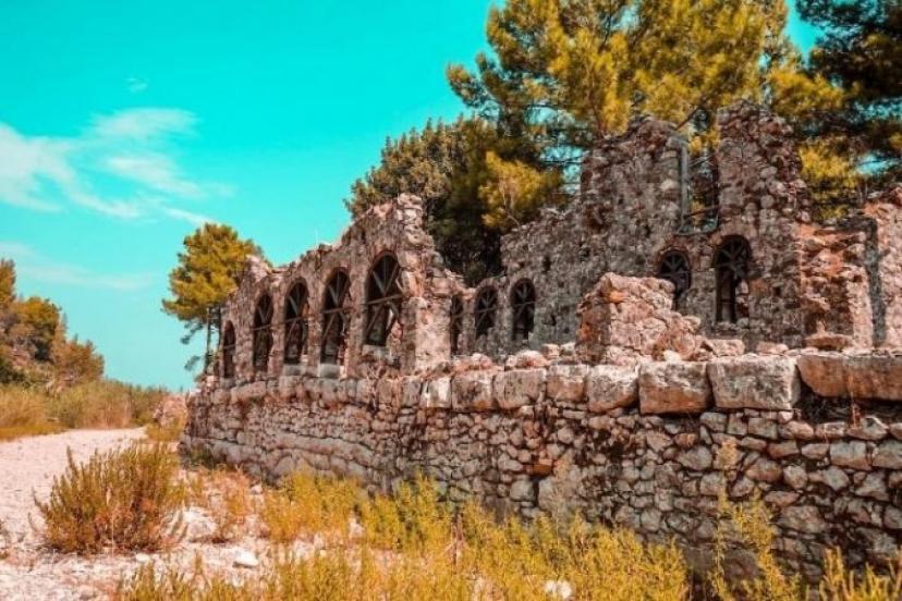 İDYROS ANTİK KENTİ’NE OTEL MÜ? TEPKİLER BÜYÜYOR