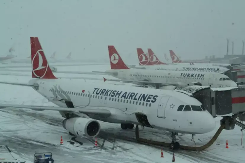 İSTANBUL HAVALİMANI'NDA BAZI SEFERLER İPTAL EDİLDİ