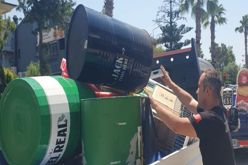  KALDIRIM İŞGALİNE GEÇİT YOK