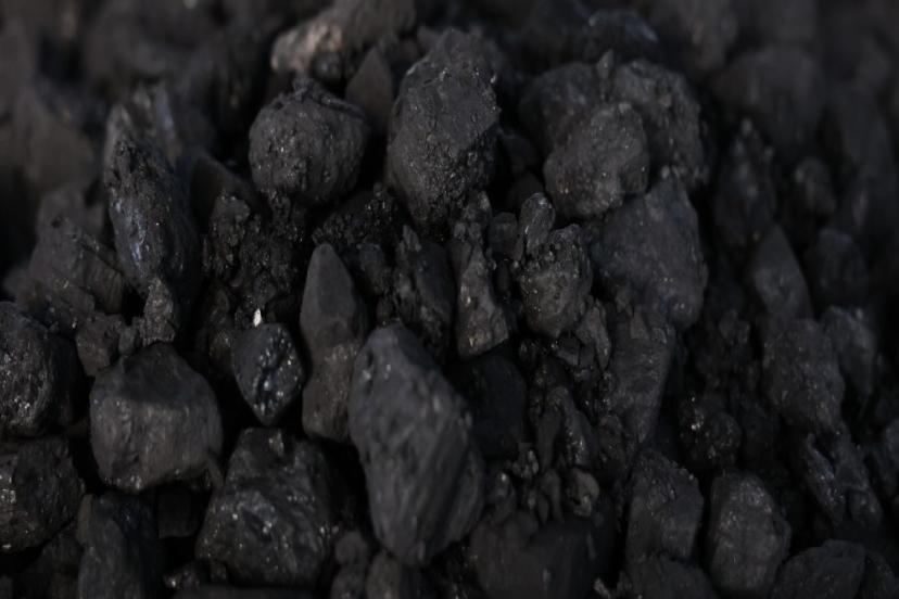 KALİTESİZ KÖMÜRLE MÜCADELE DEVAM EDİYOR 