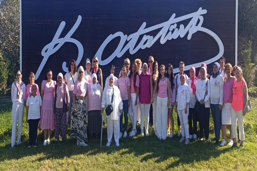 KANSERE MEYDAN OKUYAN KADIN: ÇİÇEK AKÇAY’DAN FARKINDALIK MESAJI