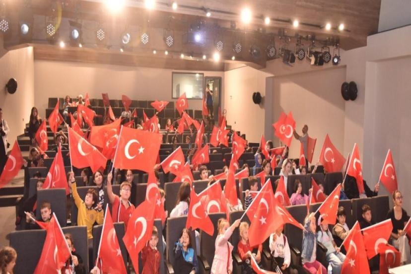 KEPEZ’DE CUMHURİYET COŞKUSU BİLİMLE BULUŞTU