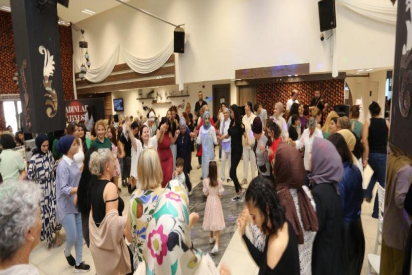 KEPEZ’DE KADINLAR GÜCÜNÜ EĞLENCEYLE BİRLEŞTİRDİ