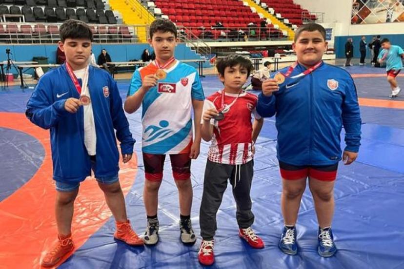 KEPEZ’İN GÜREŞÇİLERİ BİRİNCİ OLDU 