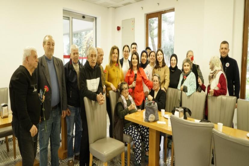 KEPEZ’İN HUZUREVİNDE TÜRK HALK MÜZİĞİ RÜZGARI 