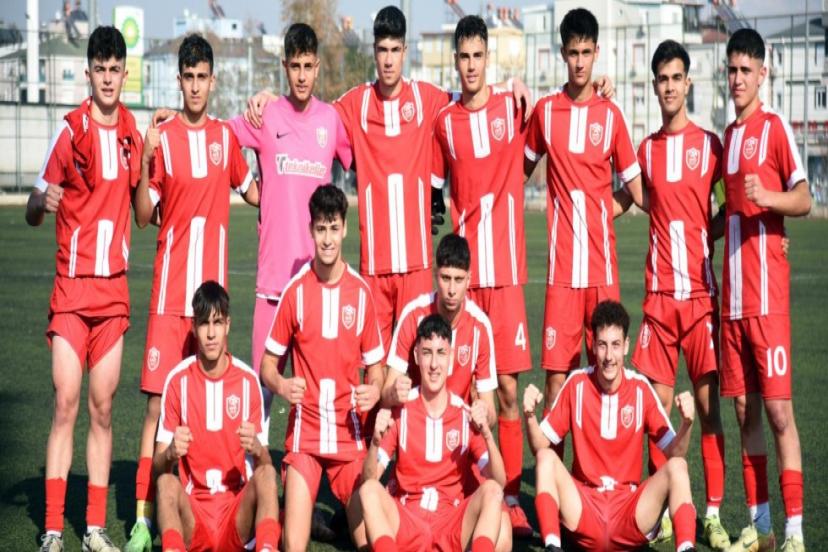 KEPEZ’İN KAPLANLARINDAN GALİBİYET