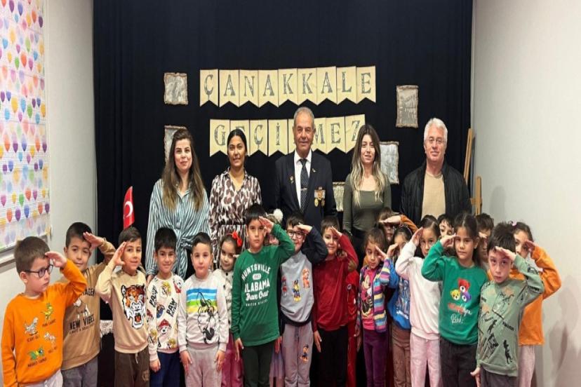 KEPEZ KREŞLEİRNDE ZAFER SOHBETİ