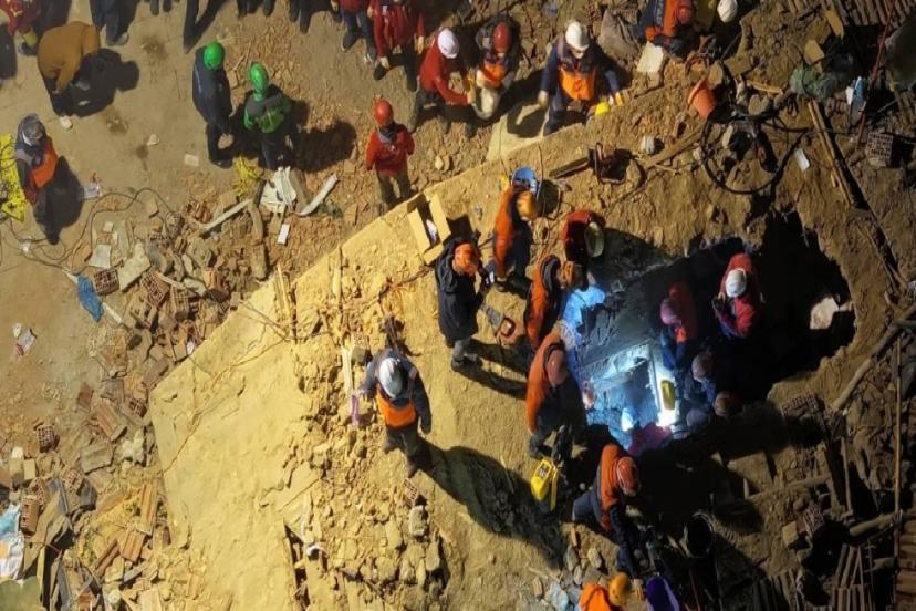 KONYA'DA ÇÖKEN BİNAYLA İLGİLİ 6 ŞÜPHELİ TUTUKLANDI