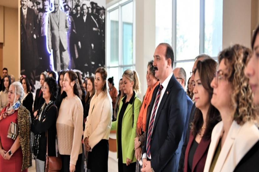 KONYAALTI, KADININ GÜCÜNÜ SANATLA KUTLADI