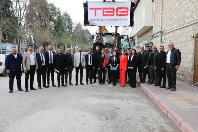 KORKUTELİ'YE TBB DEN HEDİYE