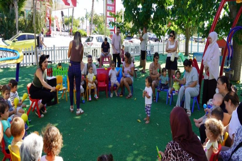 MİNİKLERİN ENERJİSİ BEBEK PARKI’NI ŞENLENDİRDİ