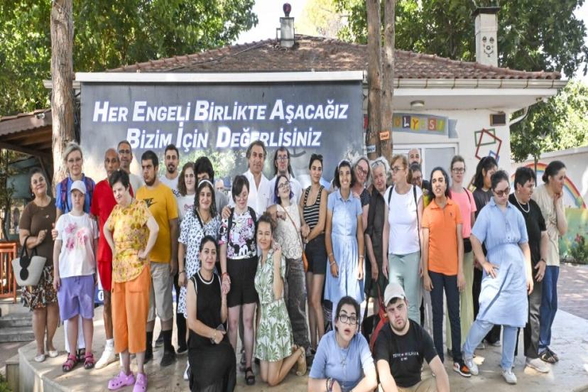 MURATPAŞA’DA ENGELLERİ AŞAN BULUŞMA